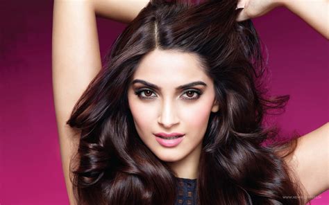 sonam kapoor xnxx|Indian Actress Sonam Kapoor Porn Videos